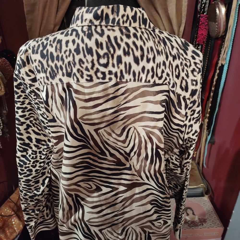 Chico's Leopard & Zebra Print Button Down Shirt X… - image 4